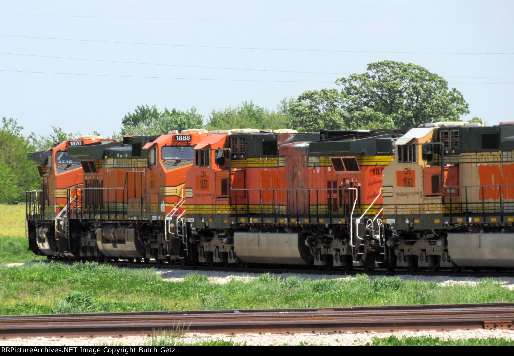 CN 1862-1857-1888 1870 ex-BNSF 4516